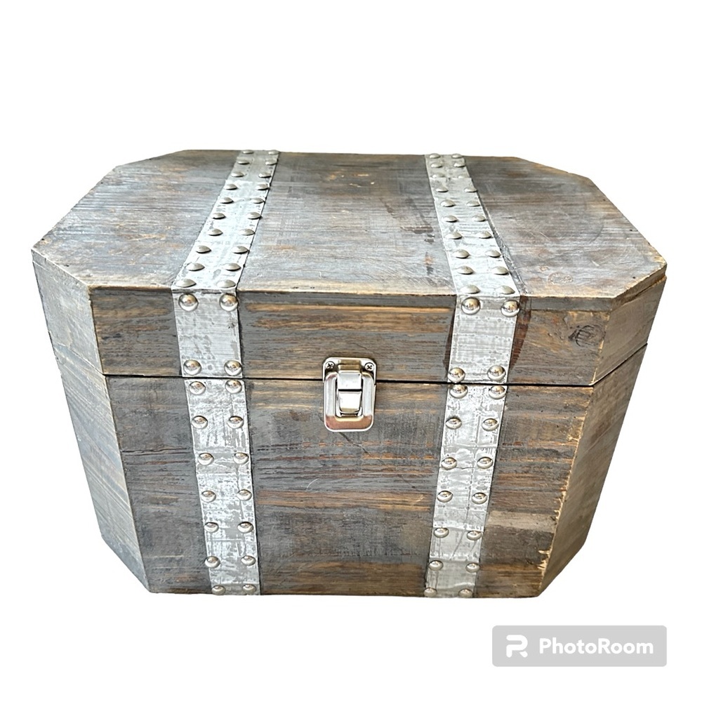 Faux Weathered Wood Storage Chest Trunk With Metal Studs And Buckle Closure